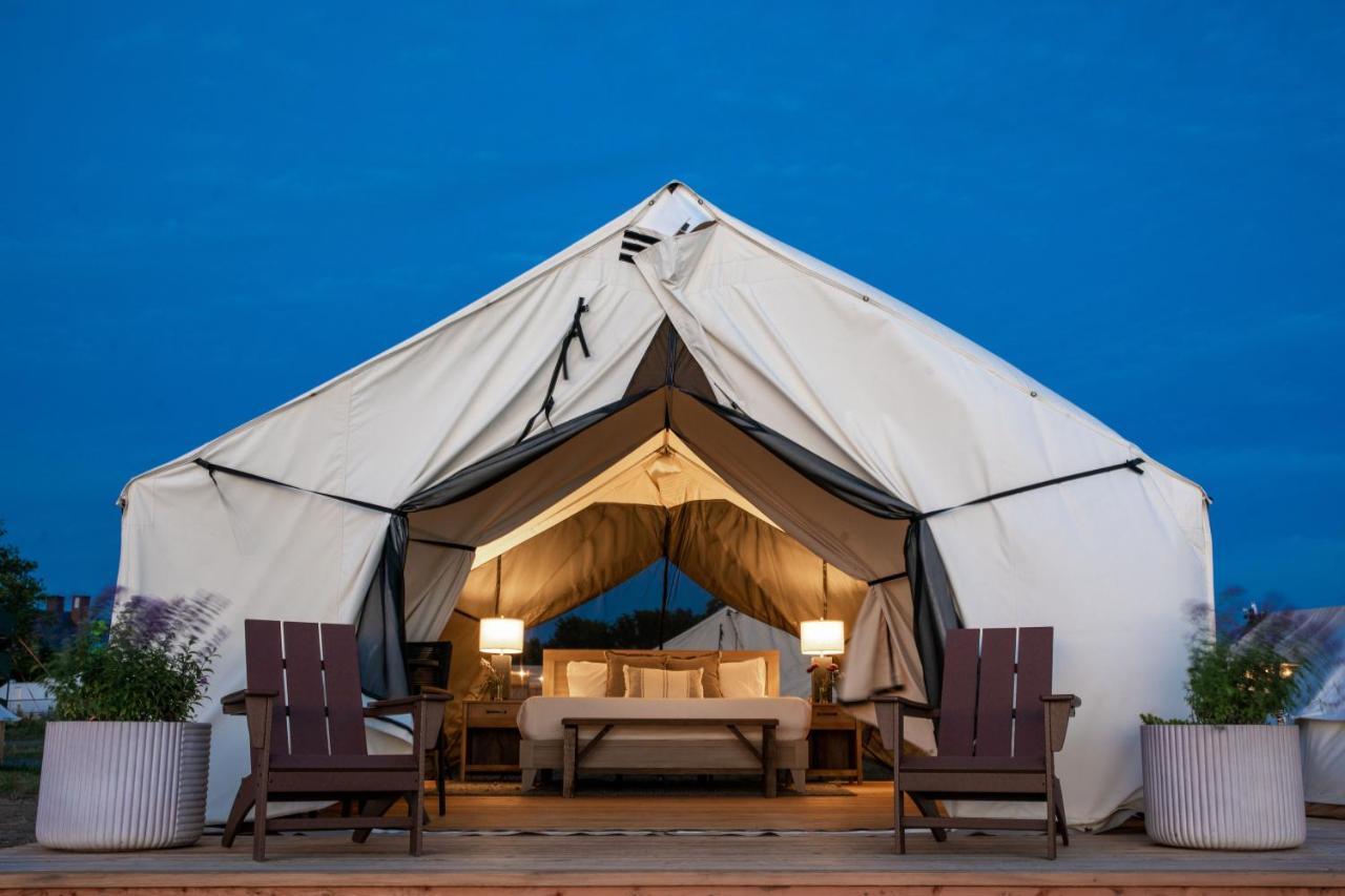 Collective Retreats Governors Island 4*